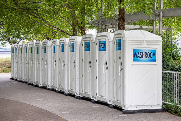 Best Affordable porta potty rental  in Redwood Valley, CA